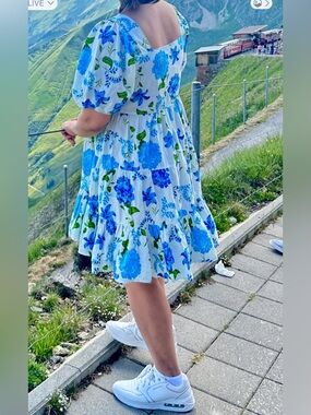 Floral Blue and Green Women's short dress. 
Length approximately 36 inches long.